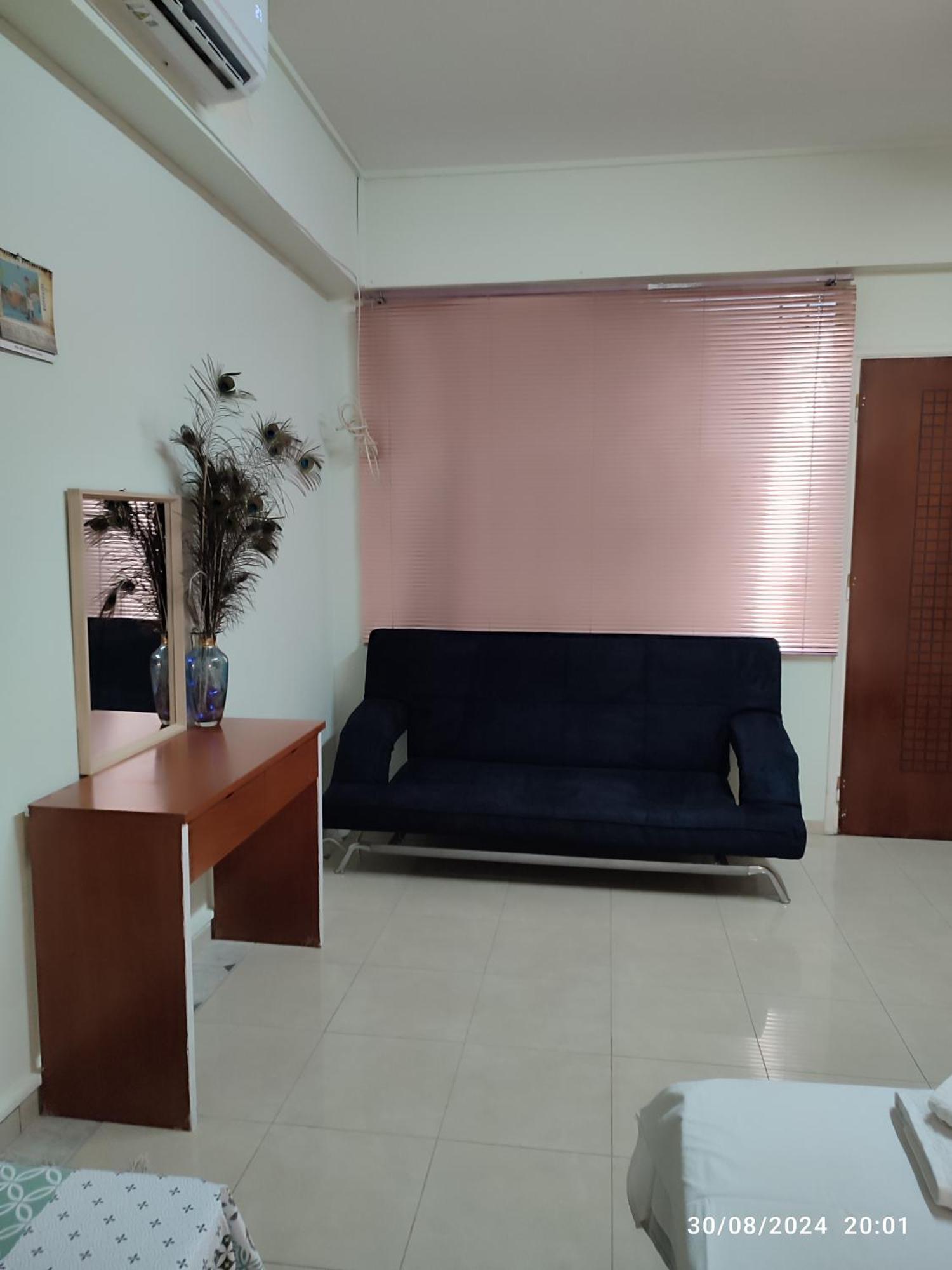 Just 4 Apartment